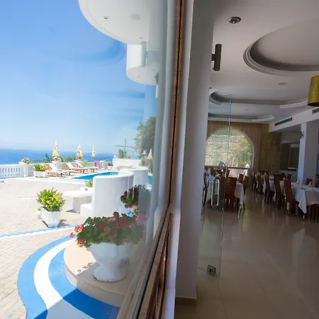 Paradise Отель 4*