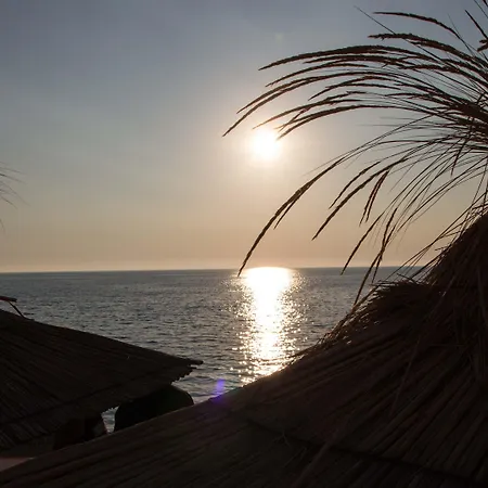 Отель Paradise