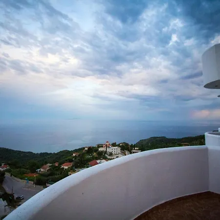 Paradise Hotel 4*