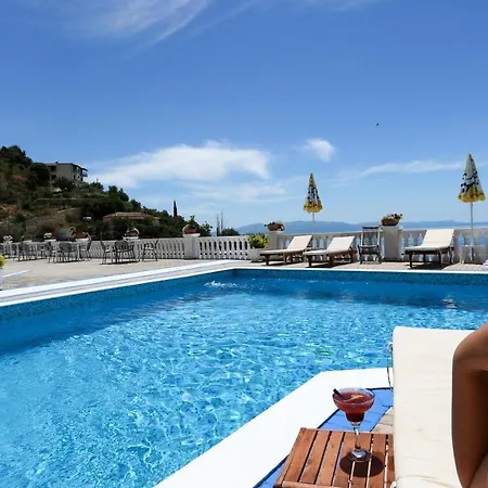 Hotel Paradise Lukovë