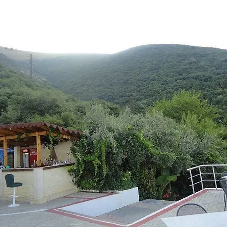 Paradise Hotel Lukovë