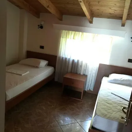 Paradise Hotel 4*
