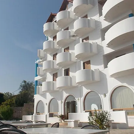 Hotel Paradise Lukova Hotel 4*
